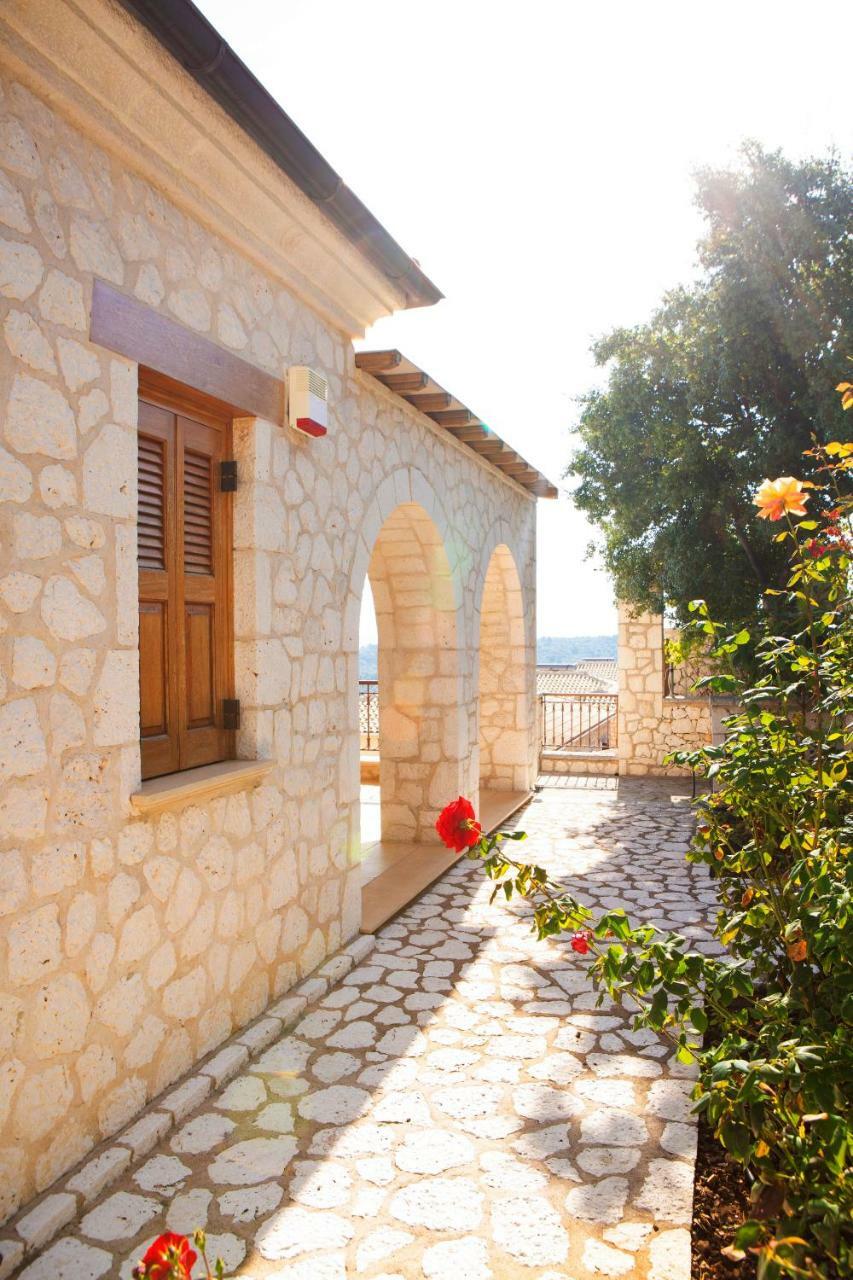 Villa Rubini Apolpaina Екстер'єр фото